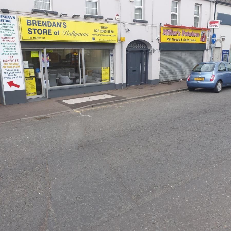 3 Bedroom Apartment, Ballymena, The Wee Stop Gap Exterior foto